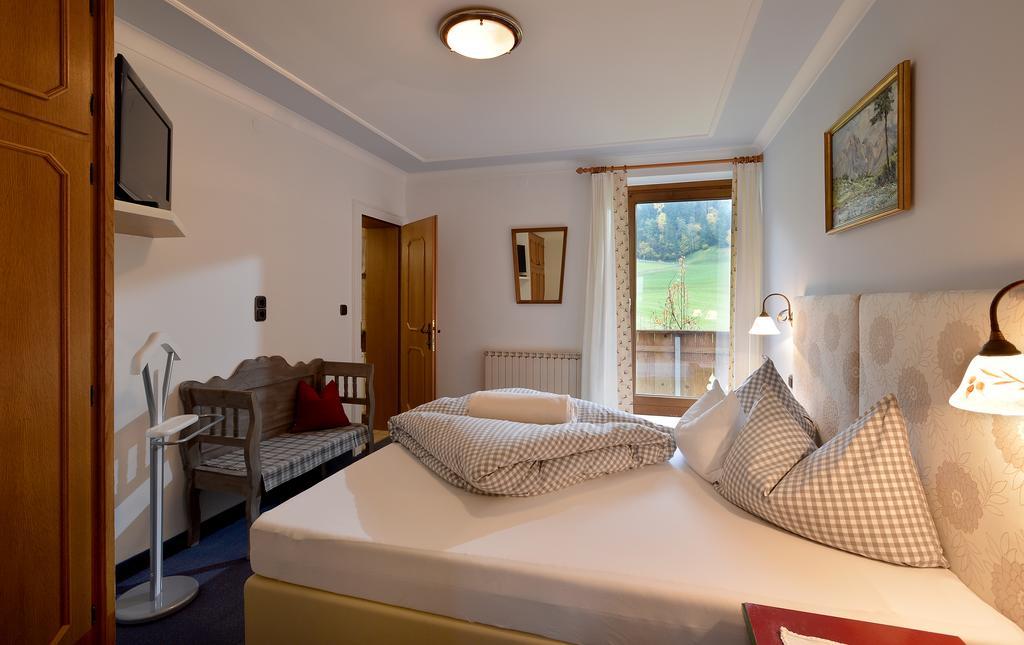 Landhaus Kumbichl マイヤーホーフェン 部屋 写真