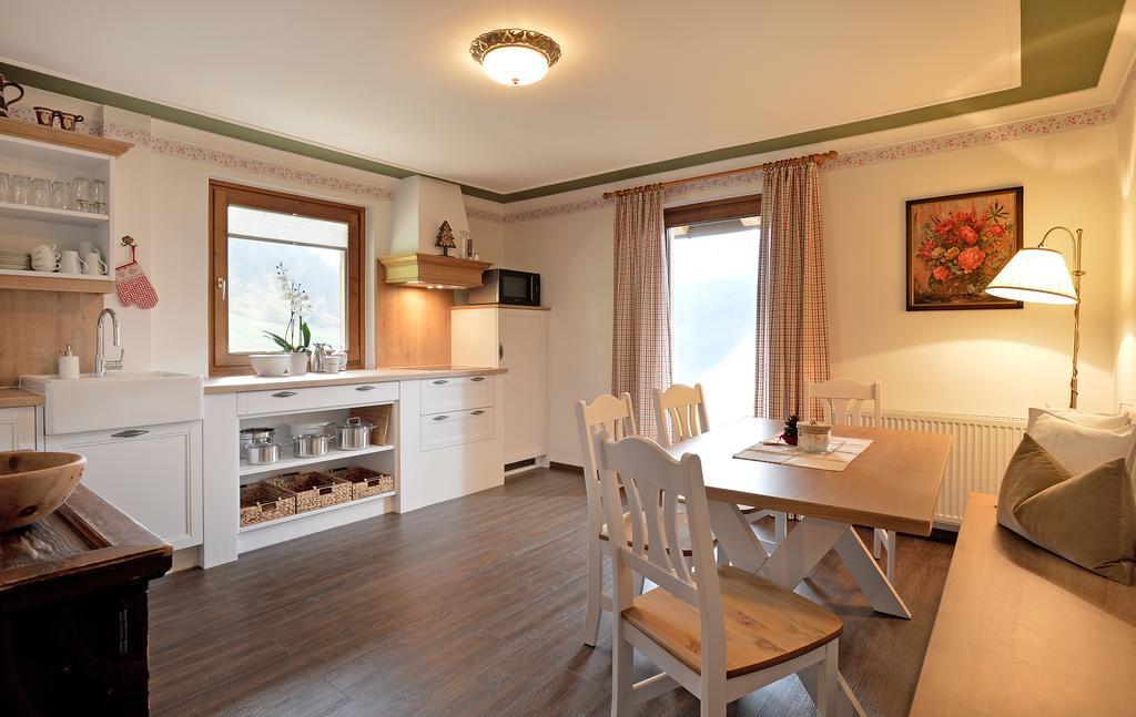 Landhaus Kumbichl マイヤーホーフェン 部屋 写真