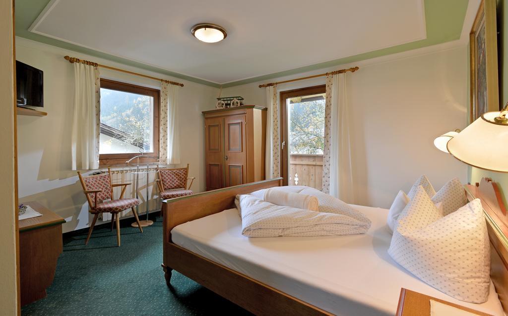Landhaus Kumbichl マイヤーホーフェン 部屋 写真